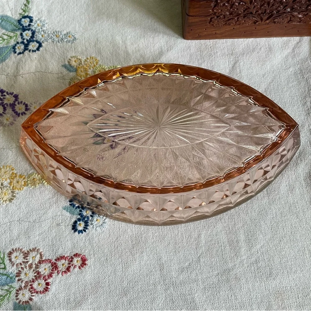 Antique Jeanette Glass Co. Windsor Diamond Pattern Pink Boat Shaped Bowl. 11.75